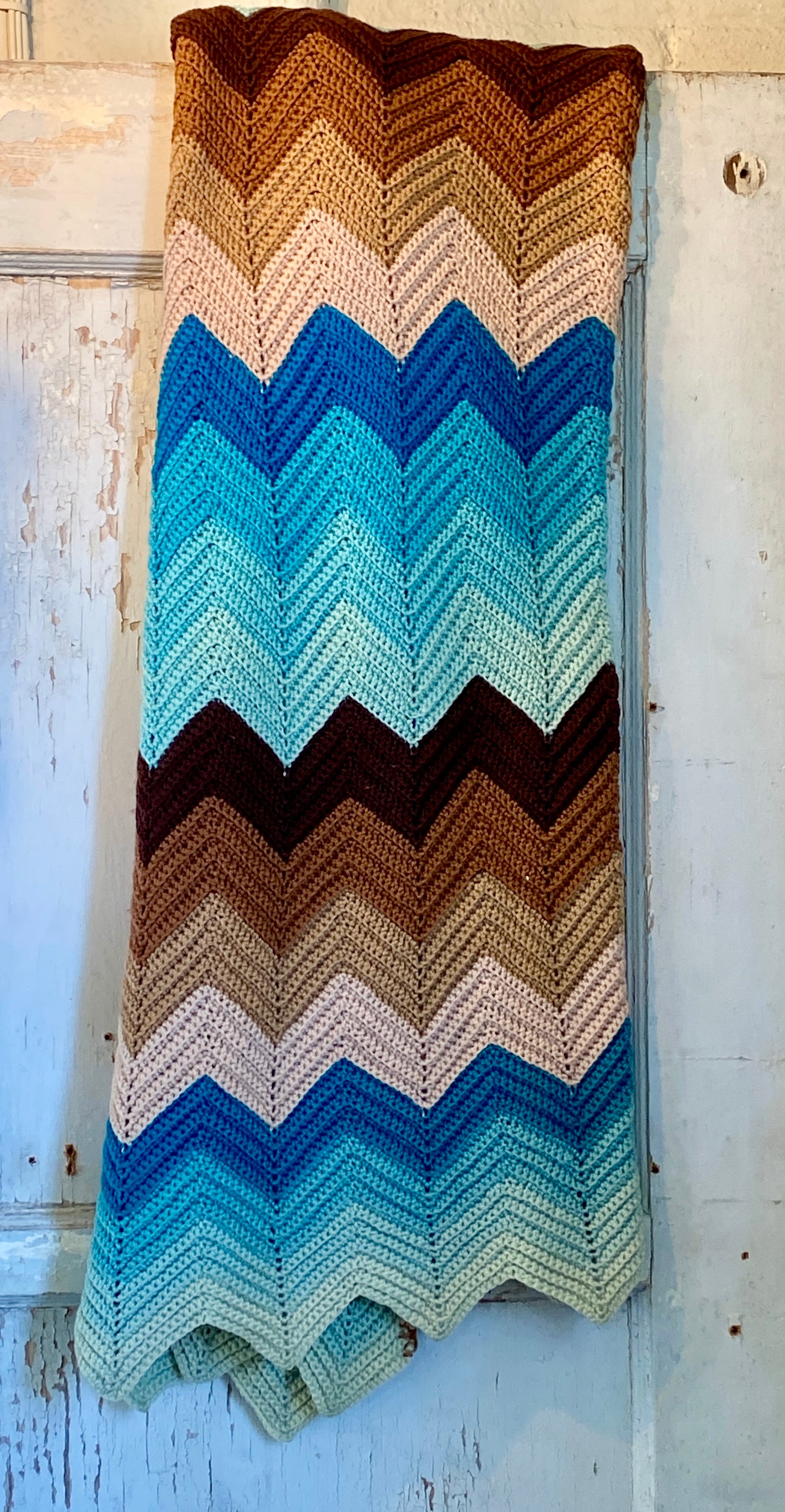Crochet Blanket - Blue & Brown Ombré
