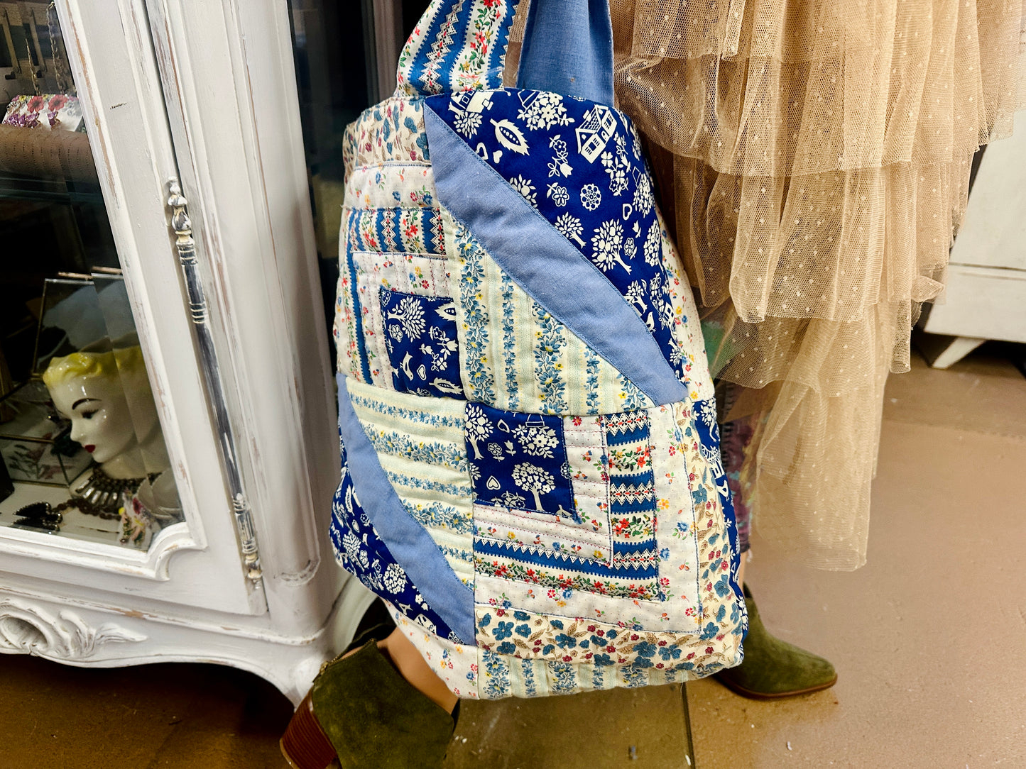 Handmade Quilted tote bag ( thrifted)