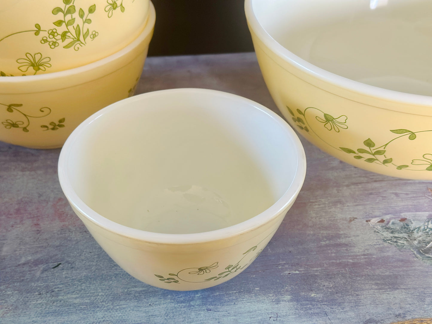 Vintage PYREX - Retro set of 4 bowls
