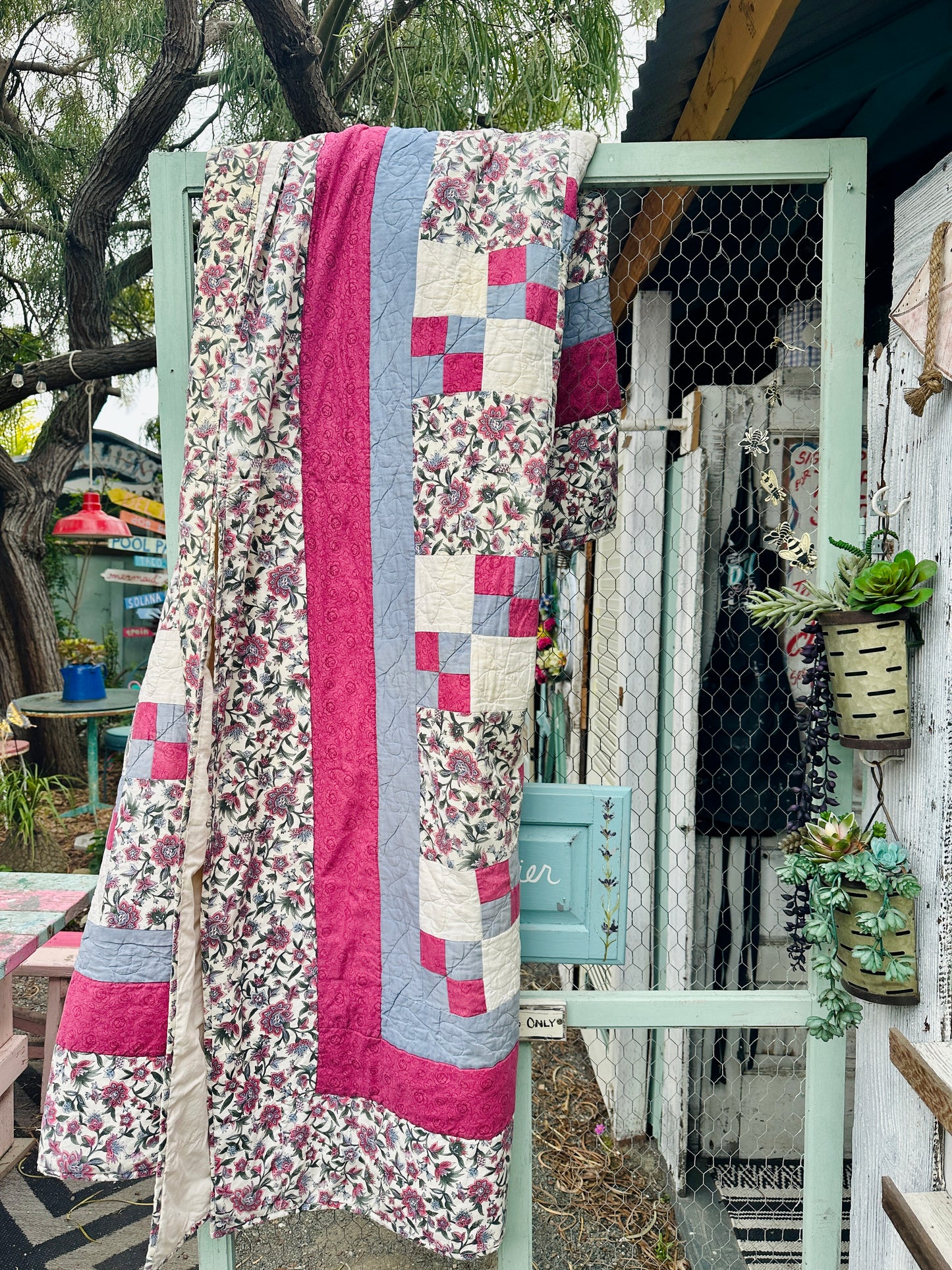 Vintage Blue, Mauve and Grey Quilt