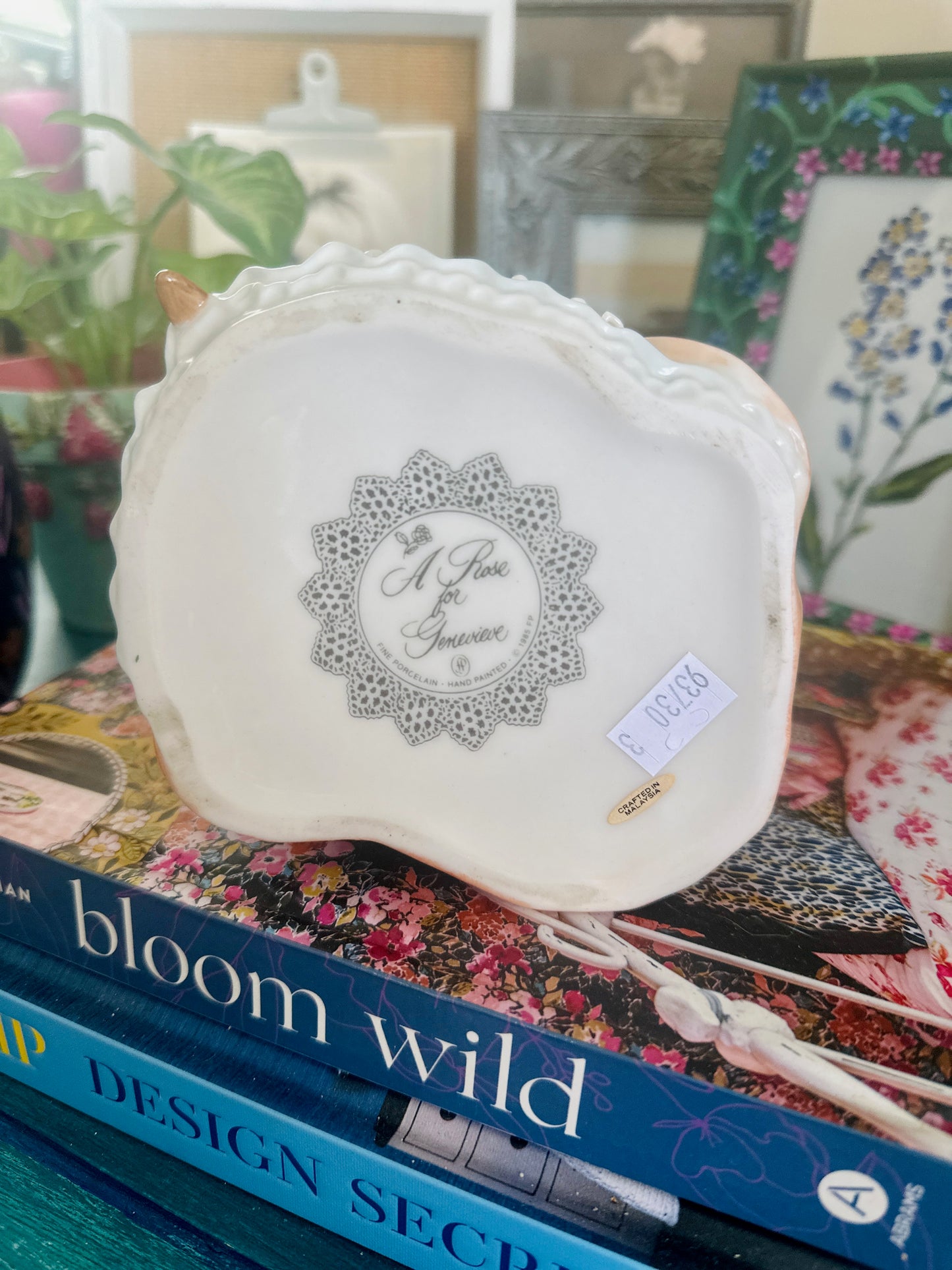 Fine porcelain Vintage Lady Peach Dress