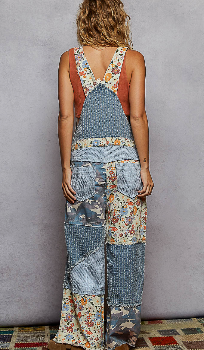 Floral Printed frayed overalls