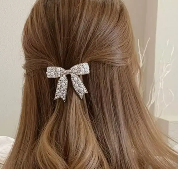 Pearl Bow Hair Clip