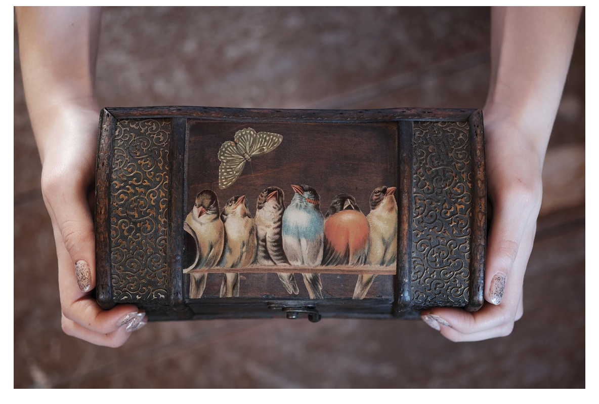 NEW ! IOD Brocante TRANSFER 8 pages!