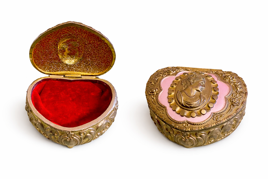 Vintage heart shaped footed cameo Jewelry box made in Japan