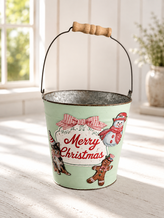 Vintage bucket with Christmas magnets