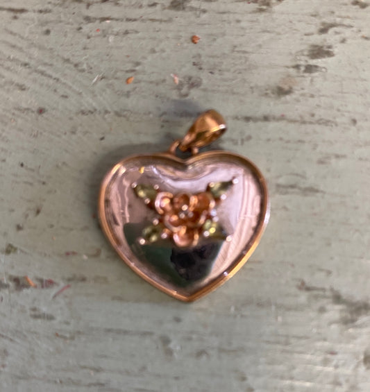 vintage Danbury Mint Heart Shaped Pendent
