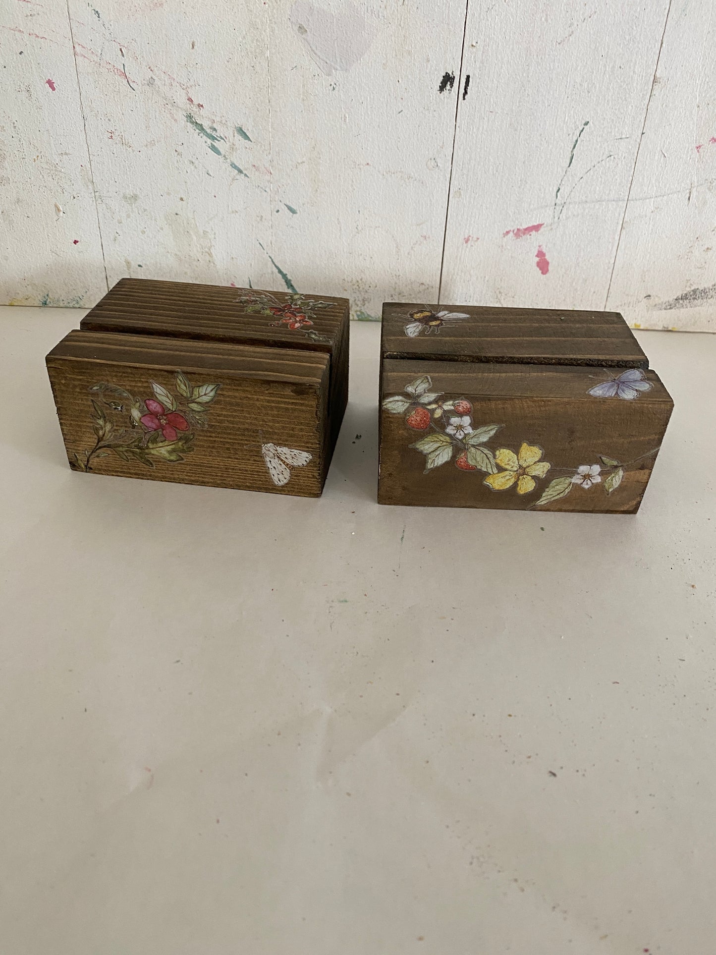 wooden block picture holder