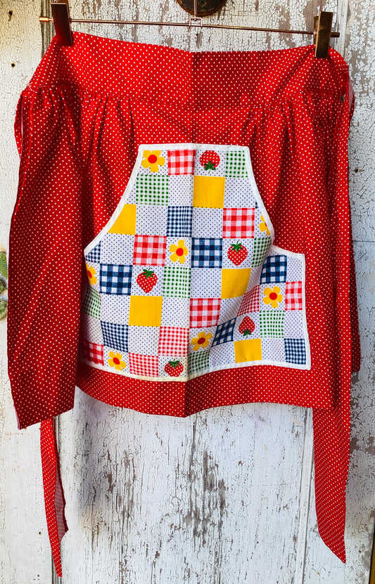 1960 Poke a Dot Apron
