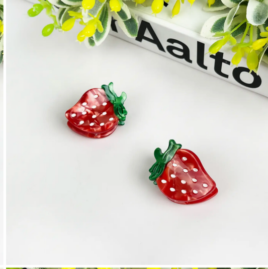 Strawberry Clip
