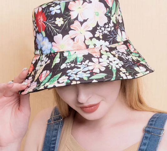 Bucket Hat With Flowers