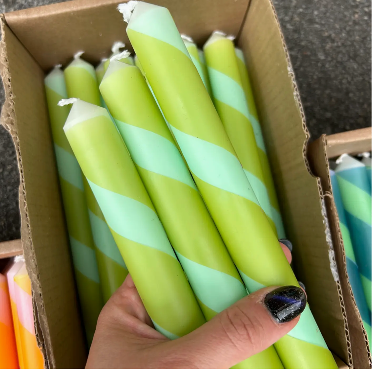 Twisted Striped Candles