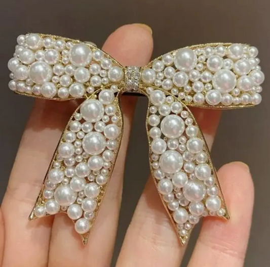 Pearl Bow Hair Clip