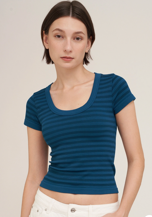 Scoop Neck Top