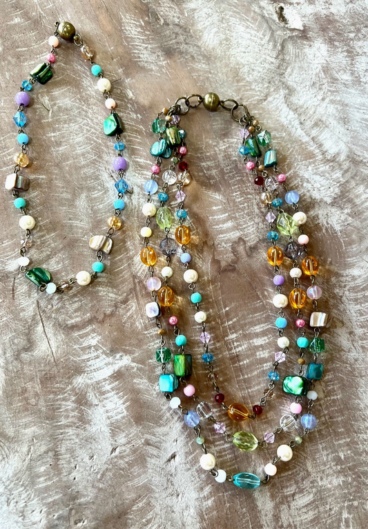 Multicolored necklace