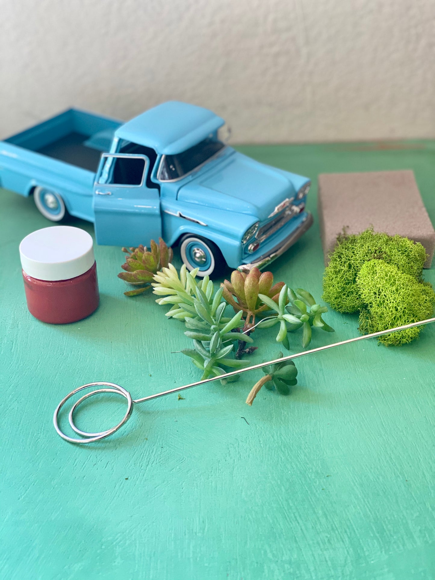 large vintage truck kit ( succulent photo holder)